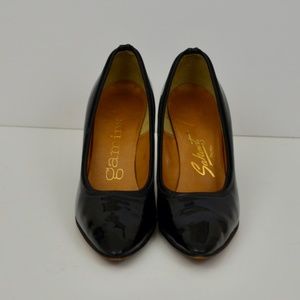 Vintage Black Italian Patent Leather Kitten Heel